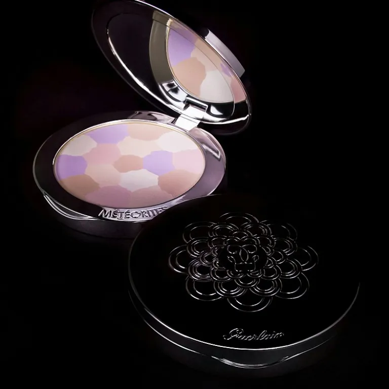 Comment l’huile essentielle de géranium rosat peut soutenir votre routine anti-âge