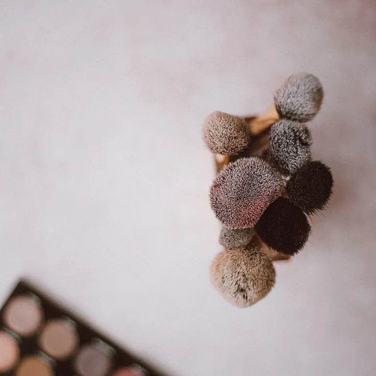 Le liplift : une solution naturelle pour rajeunir le sourire