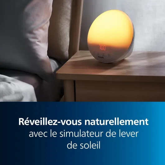 Philips SmartSleep Wake-up Light – Lampe de réveil, Simulation colorée du lever de soleil, 20 niveaux de luminosité, 6 sons naturels, Fonction d’éclairage nocturne, Modèle HF3521/01