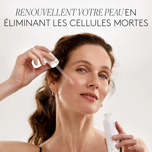 CLINICAL AHA COMPLEX 10% - Triple Sérum Exfoliant - Peeling quotidien anti-âge pour le visage - Réduit les rugosités, les rides et les imperfections - Pour tous les types de peau