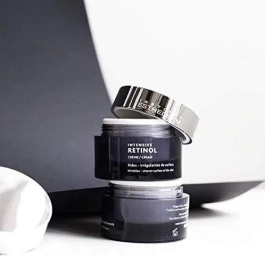 Institut Esthederm - Crème Intensive Retinol - Soin Visage Lissant Anti-Rides - Pour Rides et Irrégularités de Surface - Tonicité de la Peau - Pot 50ml