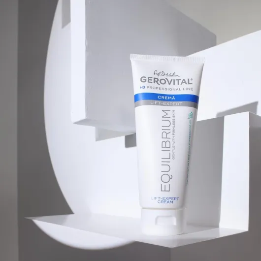 Lift-Expert Crème pour le visage - Crème professionnelle pour peaux matures - Effet raffermissant, réduit les rides et régénérant - Gerovital H3 Equilibrium 200 ml